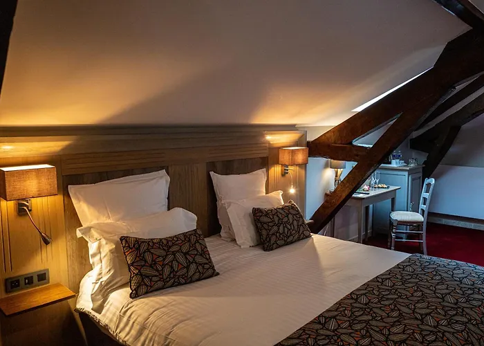 Domaine De Monrecour - Hotel & Restaurant - Proche De Sarlat