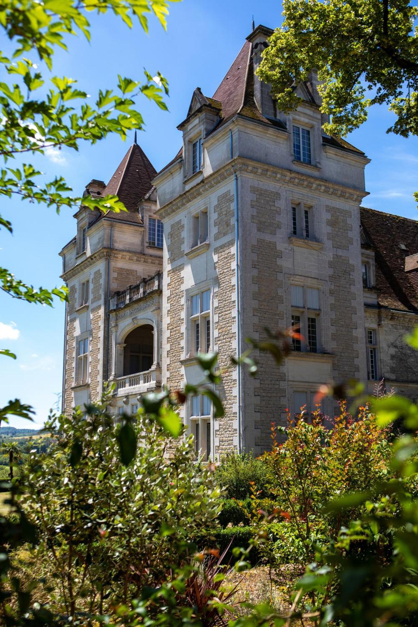 Hotel Domaine De Monrecour - & Restaurant - Proche De Sarlat 4*