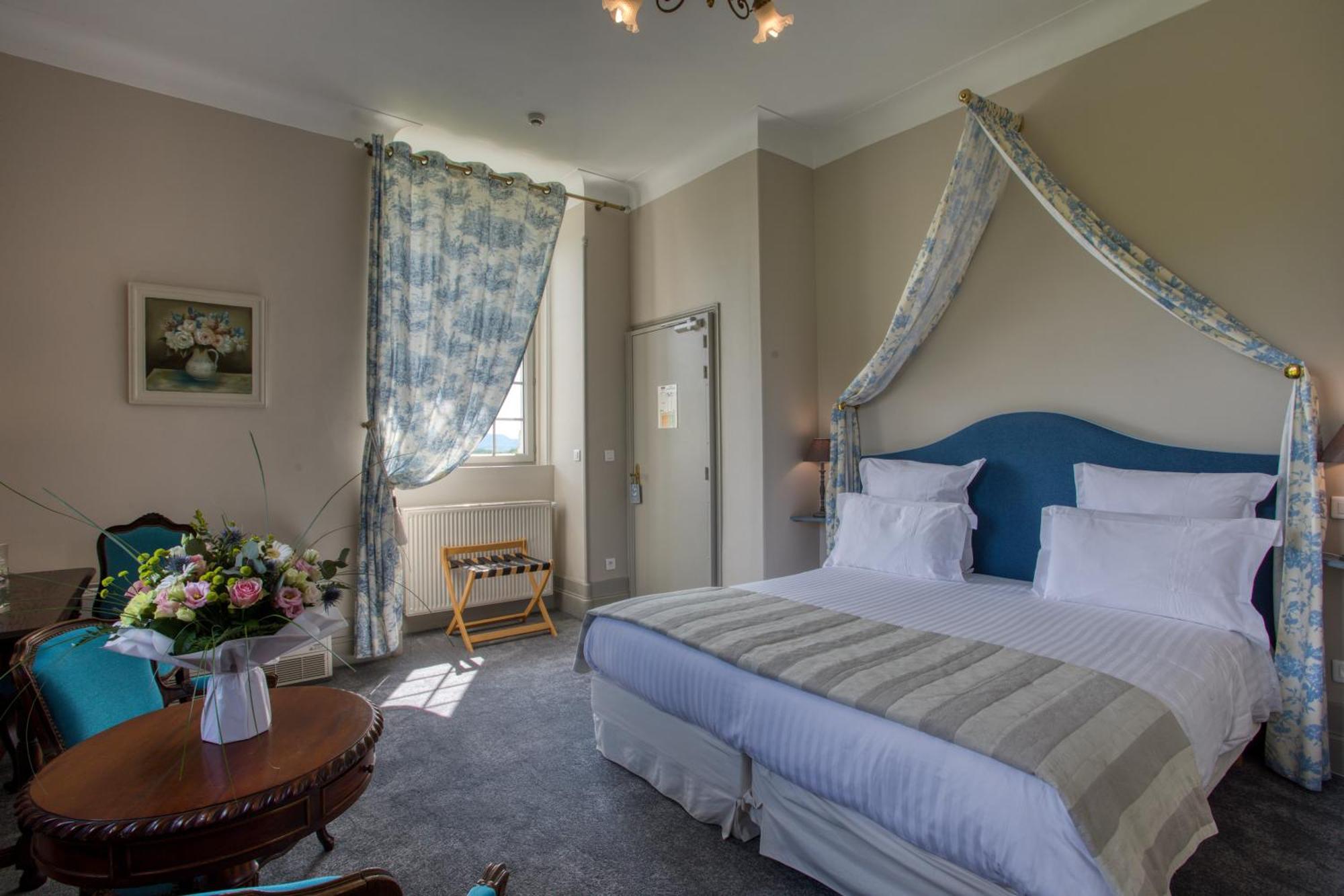 Domaine De Monrecour - & Restaurant - Proche De Sarlat 4*